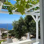 Flaskos Village *