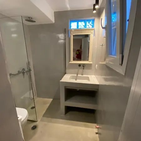 Flaskos Village Villa *