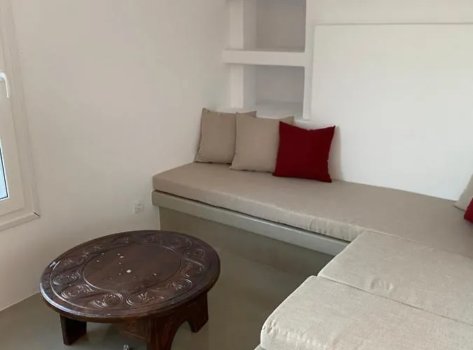 Flaskos Village Villa