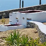 Flaskos Village Willa
